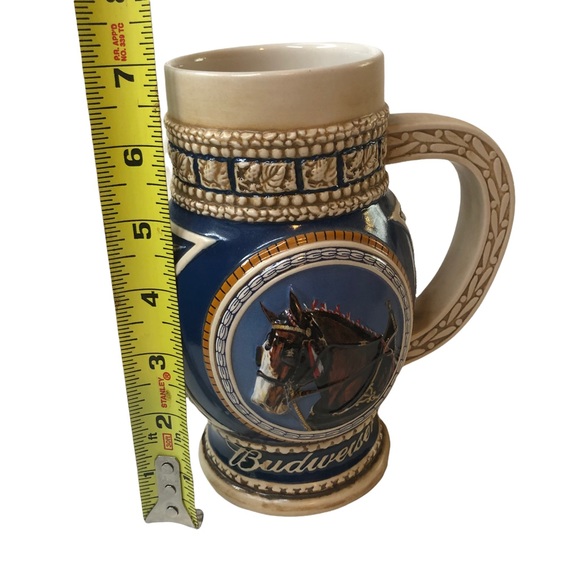 Anheuser-Busch Budweiser Collectible Pot Belly Stein “Dressed For The Parade” - Picture 12 of 14